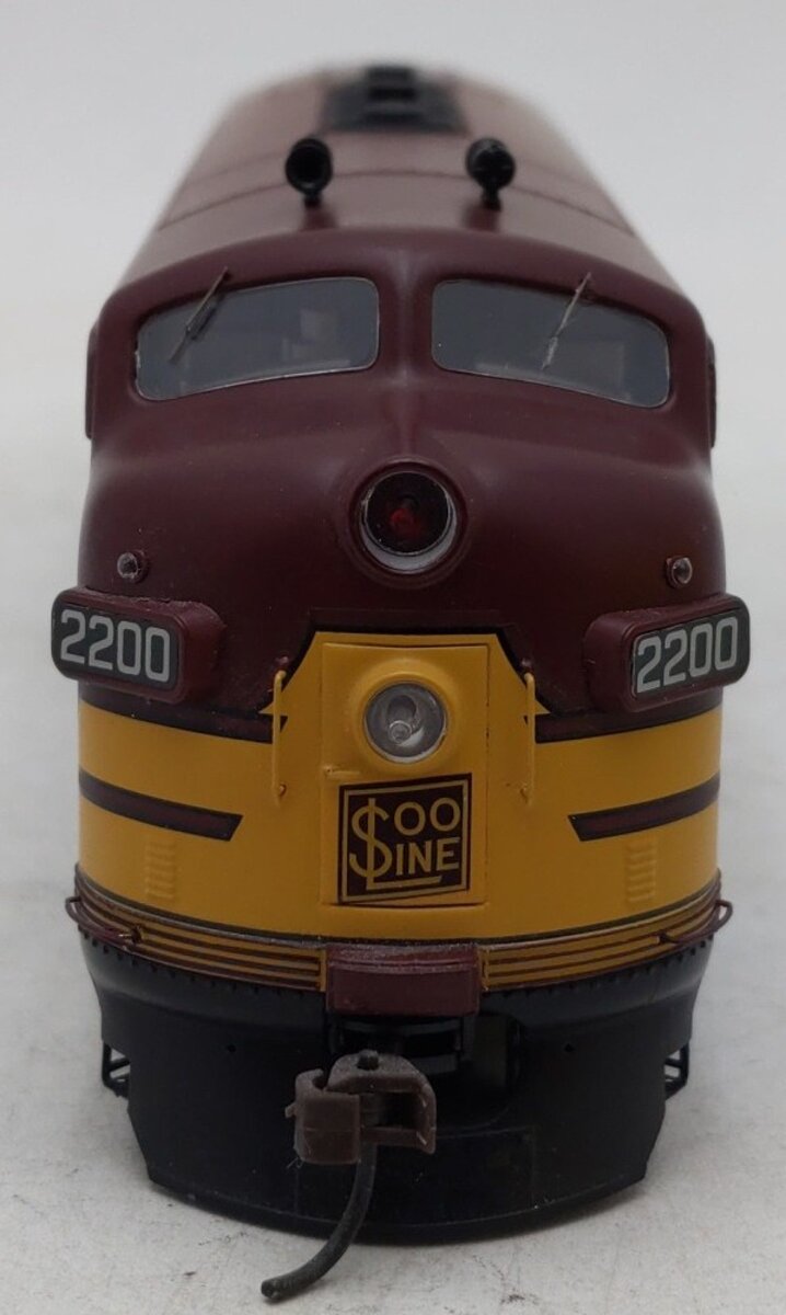 Athearn G2024 HO Scale Soo Line F-3A Phase 4 Diesel Locomotive #2200-A EX/Box