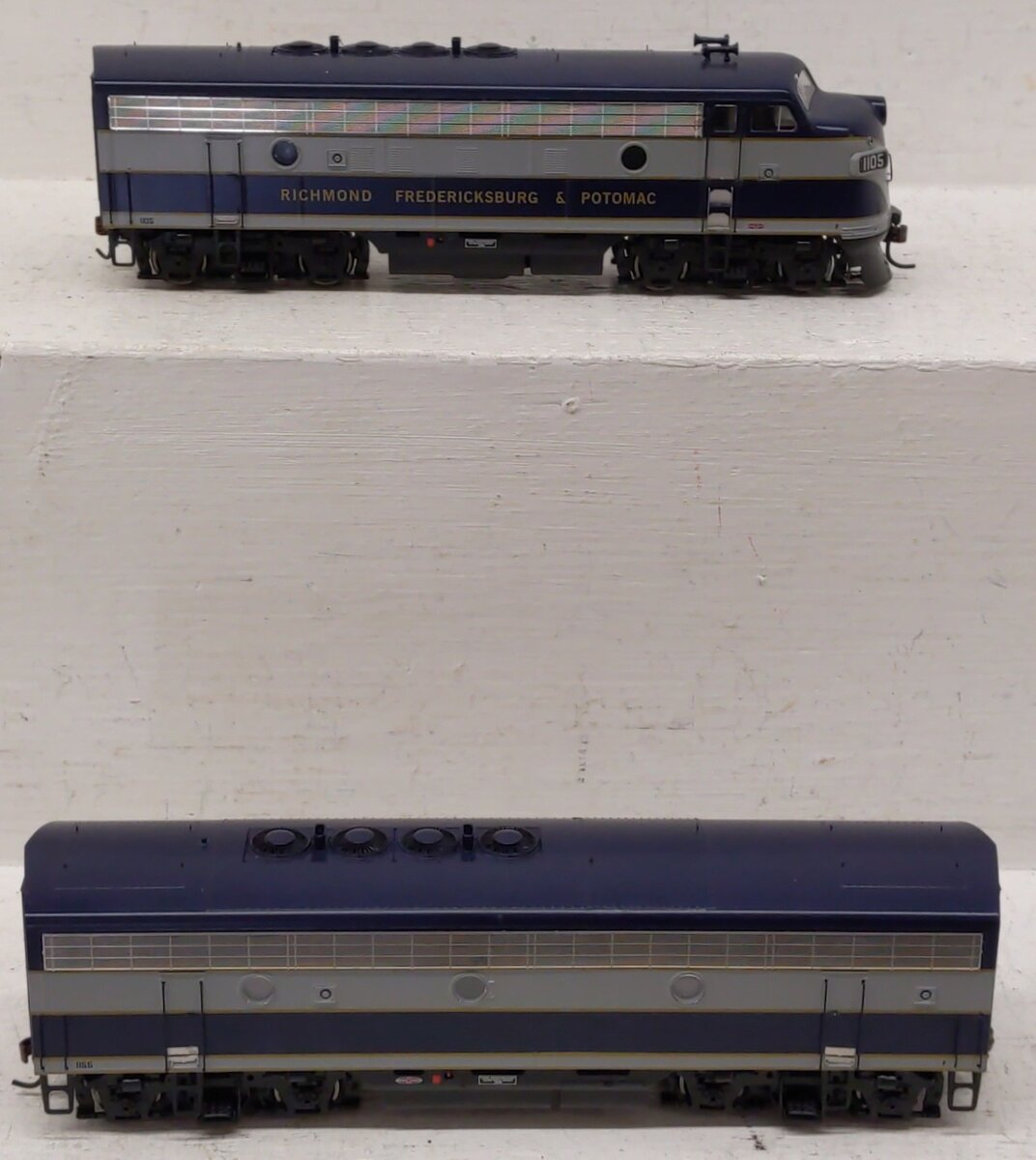 Athearn GG22017 HO Scale RF&P F7A/F7B Diesel AB Set #1155 & #1105 EX/Box