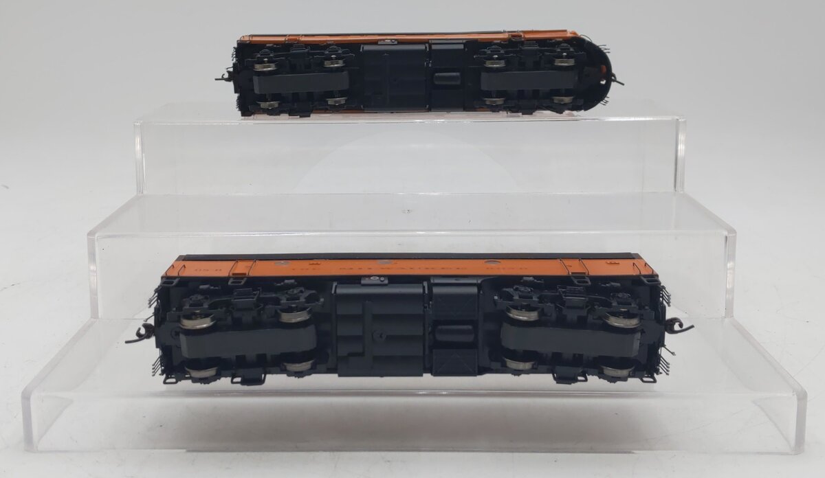 Athearn G22304 HO Milwaukee F7A-F7B Diesel Locomotive w/ DCC & Sound #70C/#68B LN/Box
