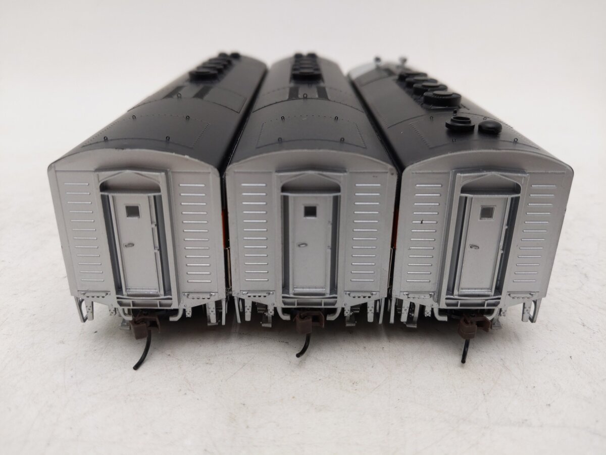 Athearn G2510 HO Scale WP F-3 ABB Passenger Diesel Locomotive Set #803A/B/C EX/Box