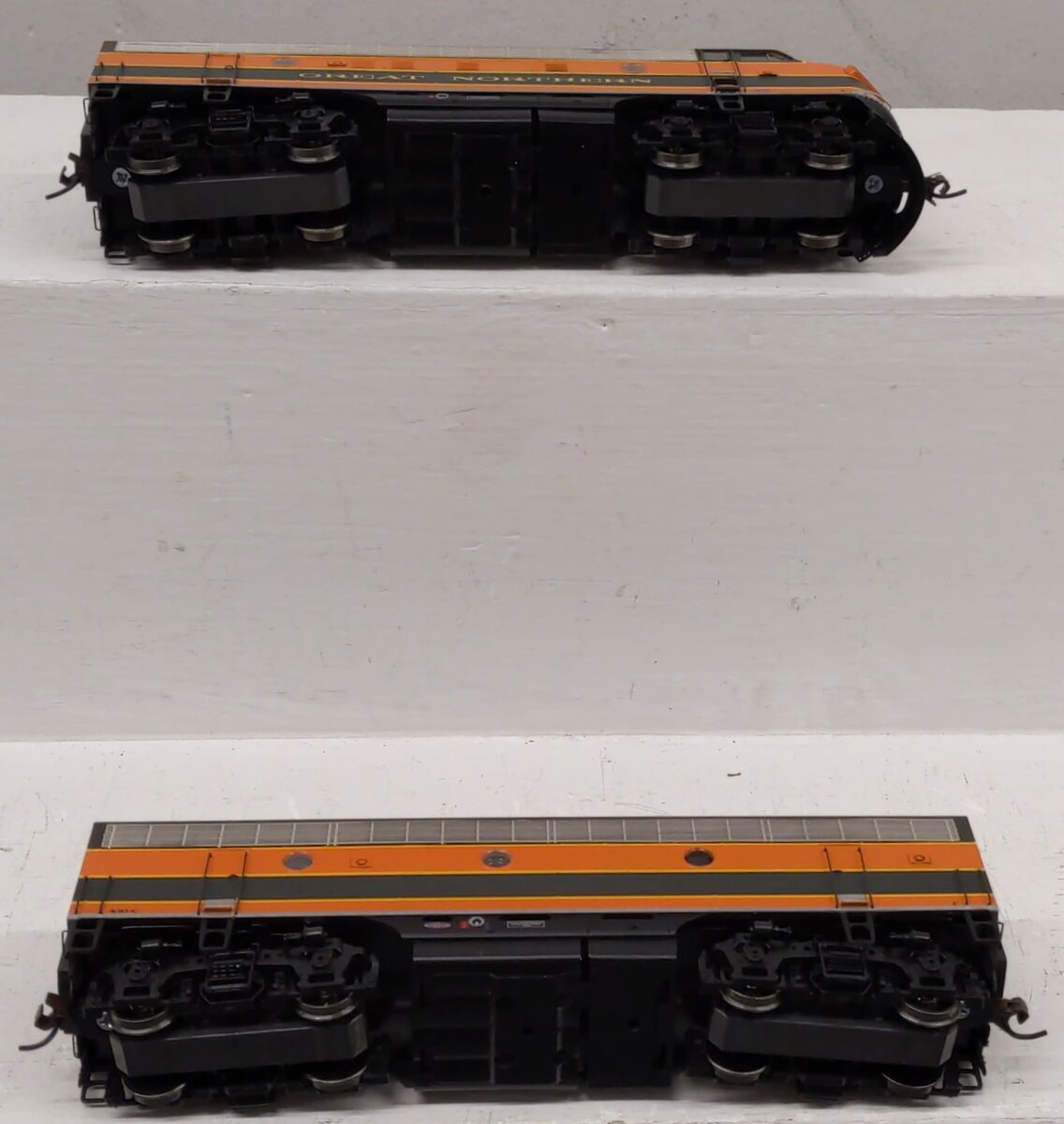 Athearn G2727 HO Scale Great Northern F-3AB Diesel Locomotive Set EX/Box