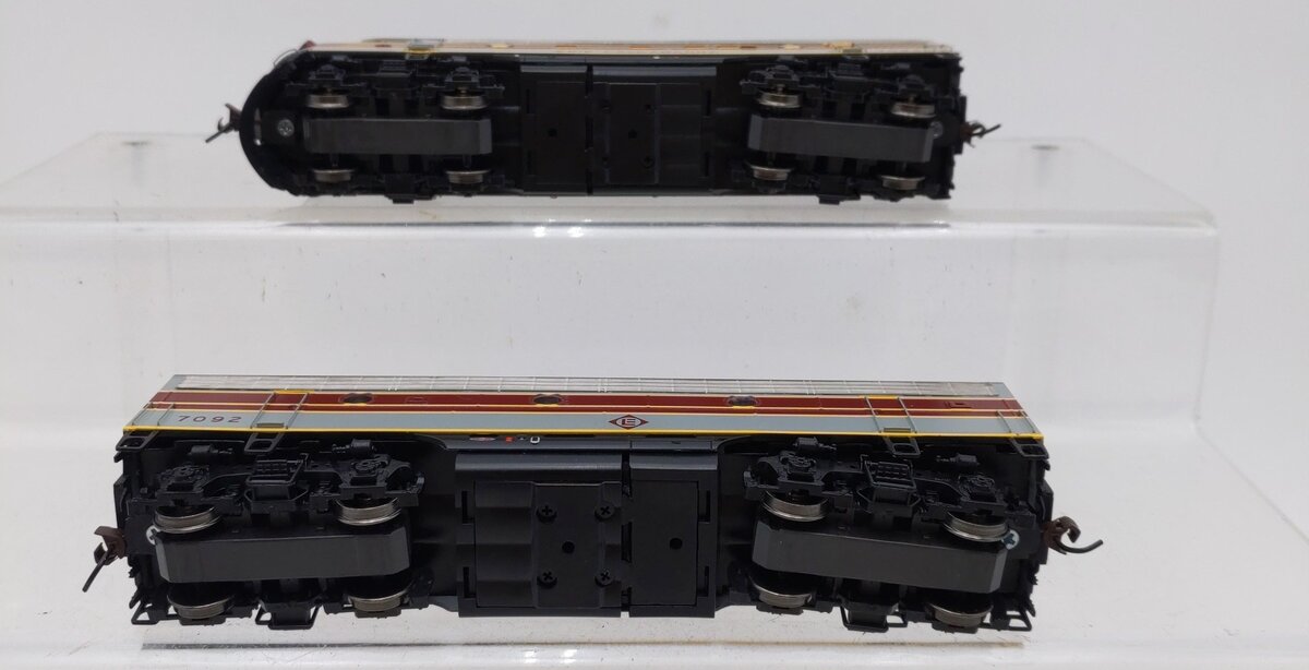 Athearn G2513 HO Scale Erie Lackawanna F-3A/F-3B Diesel Locomotive Set EX/Box