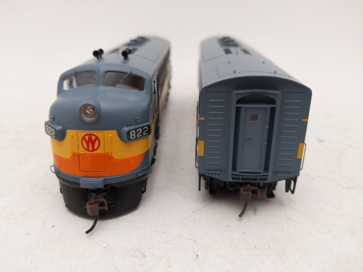 Athearn G2625 HO New York Ontario & Western F-3A/B Diesel Locomotive Set EX/Box