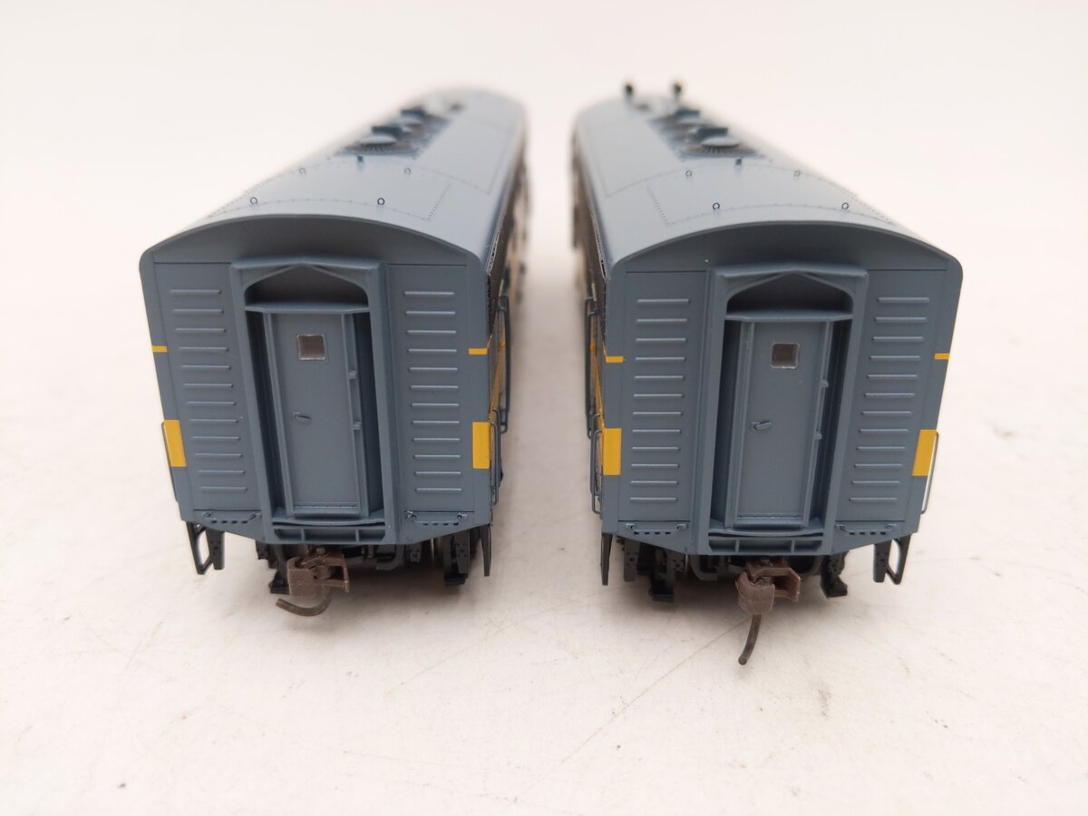 Athearn G2625 HO New York Ontario & Western F-3A/B Diesel Locomotive Set EX/Box