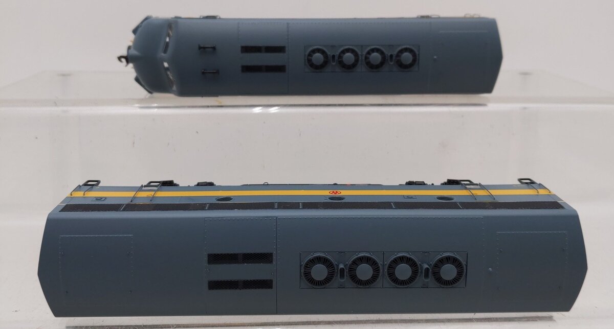Athearn G2625 HO New York Ontario & Western F-3A/B Diesel Locomotive Set EX/Box