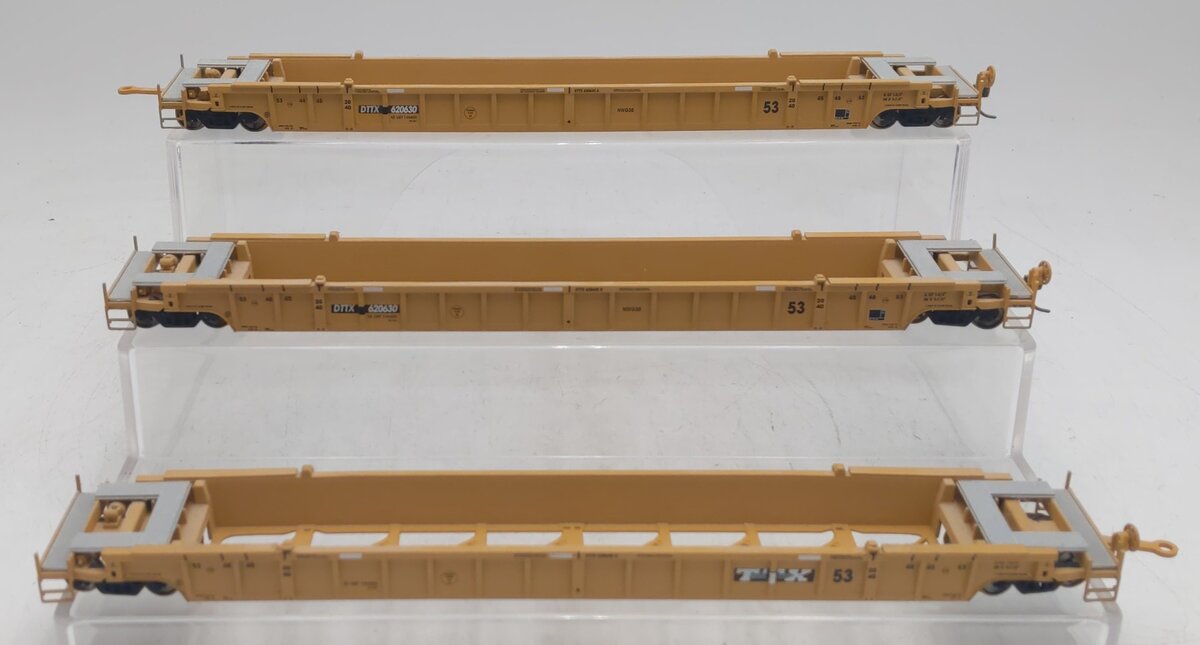 Walthers 932-33945 HO Scale TTX NSC 53' Well Cars (Set of 3) EX/Box