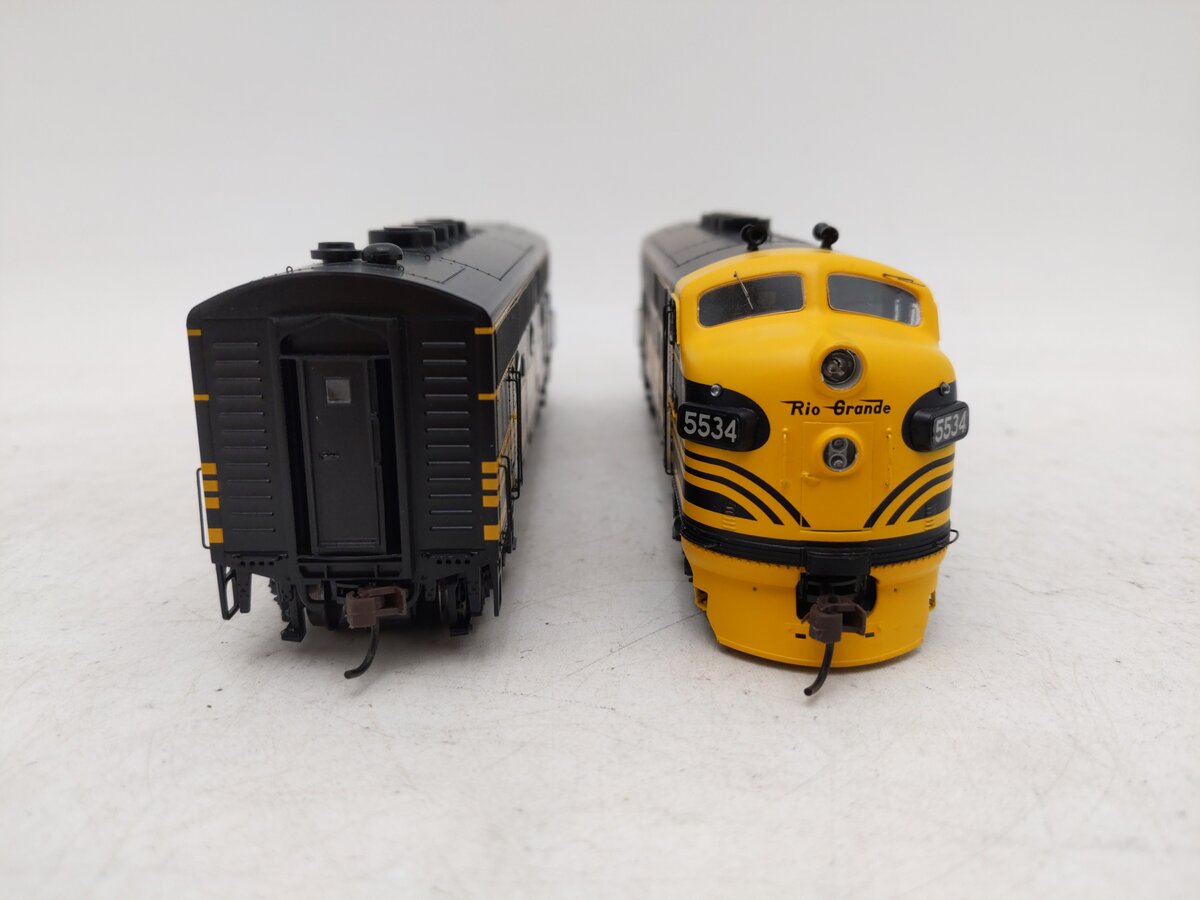 Athearn G2633 HO D&RGW EMD F3A & F3B Diesel Locomotive #5533, #5534 (Set of 2) EX/Box