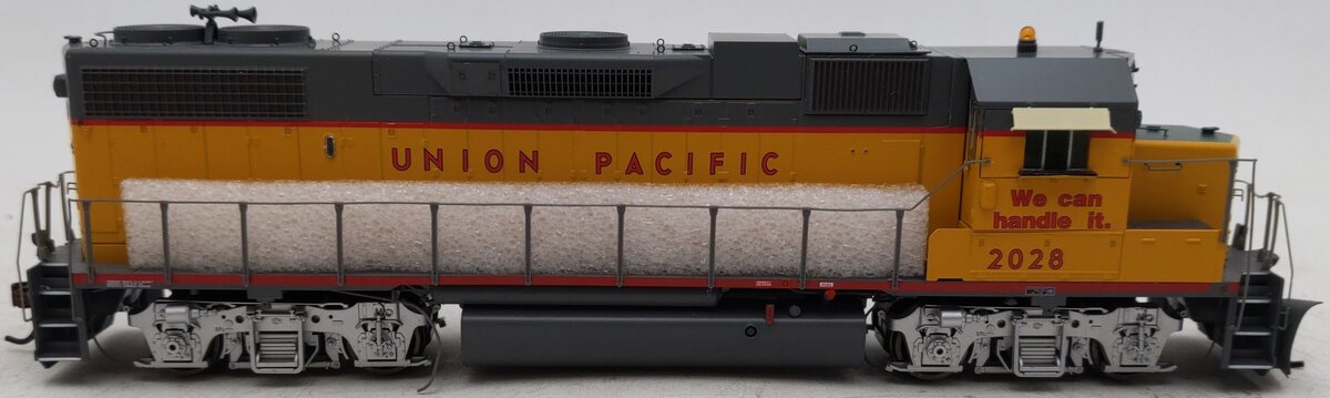 Athearn G40592 HO Scale Union Pacific GP38-2 Diesel Locomotive #2028 EX/Box