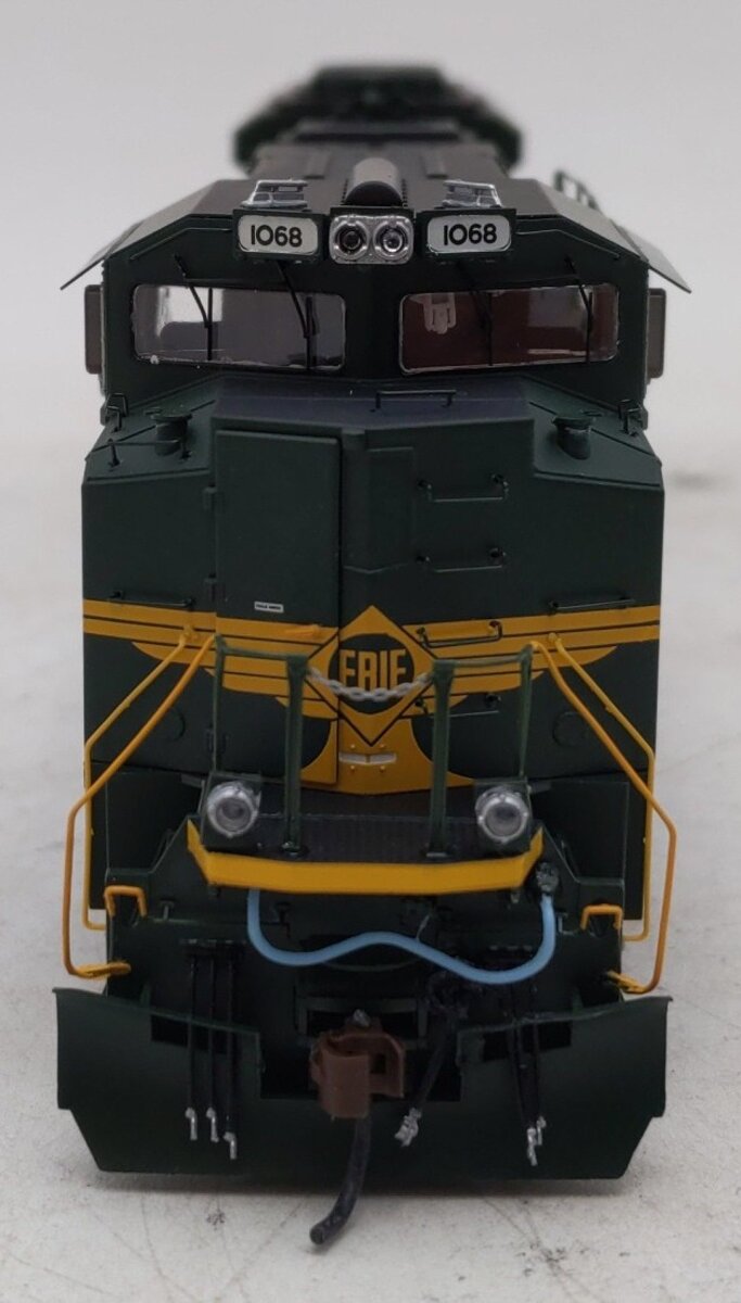 Athearn G68804 HO Norfolk Southern Heritage Erie SD70ACe #1068 w/DC/DCC/Sound LN/Box