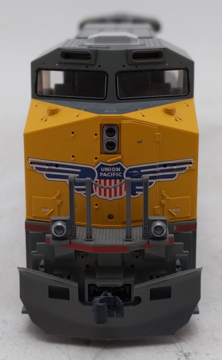 Kato 37-6436 HO Union Pacific GE AC4400CW Diesel Locomotive #5767 w/DCC EX/Box