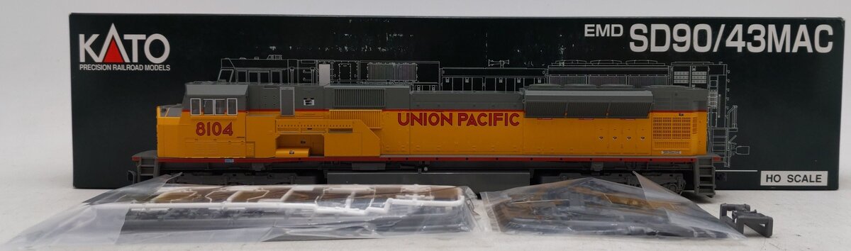 Kato 37-6354 HO Scale Union Pacific SD90-43MAC Diesel Locomotive #8104 EX/Box