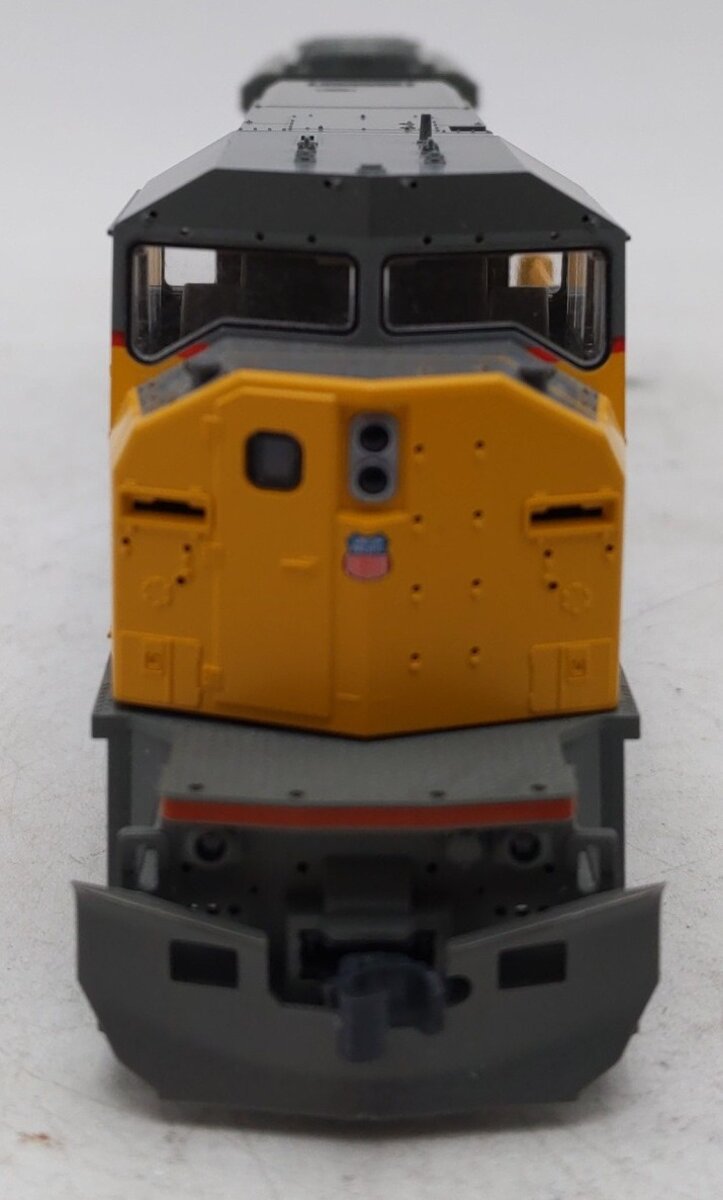 Kato 37-6354 HO Scale Union Pacific SD90-43MAC Diesel Locomotive #8104 EX/Box
