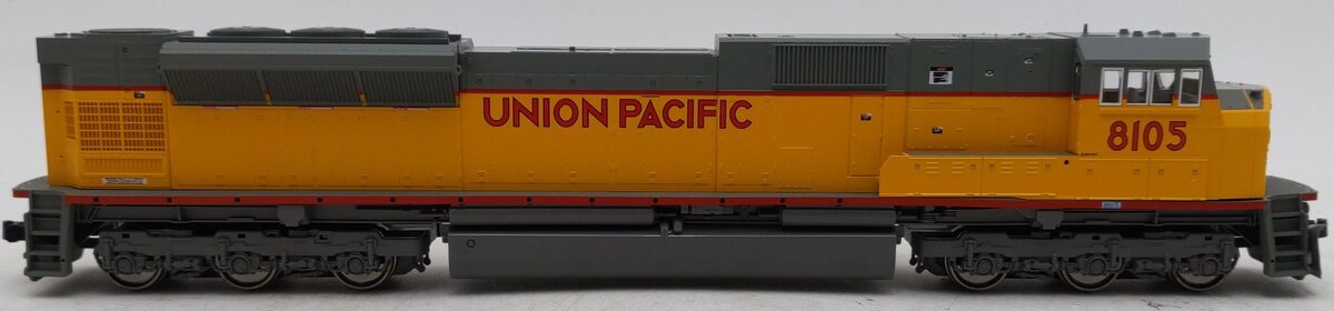 Kato 37-6355 HO Scale Union Pacific SD90/43MAC Diesel Locomotive #8105 EX/Box
