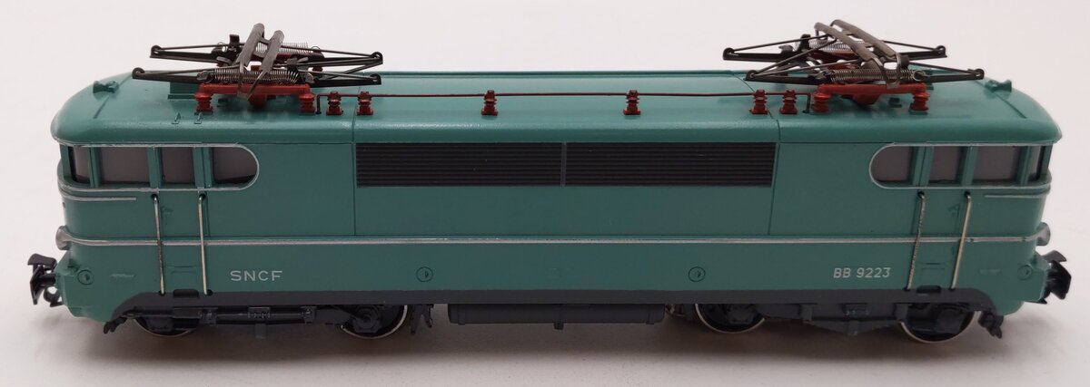 Marklin 3038 HO Scale SNCF Electric Locomotive #BB 9223 EX/Box