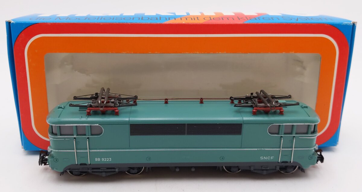 Marklin 3038 HO Scale SNCF Electric Locomotive #BB 9223 EX/Box