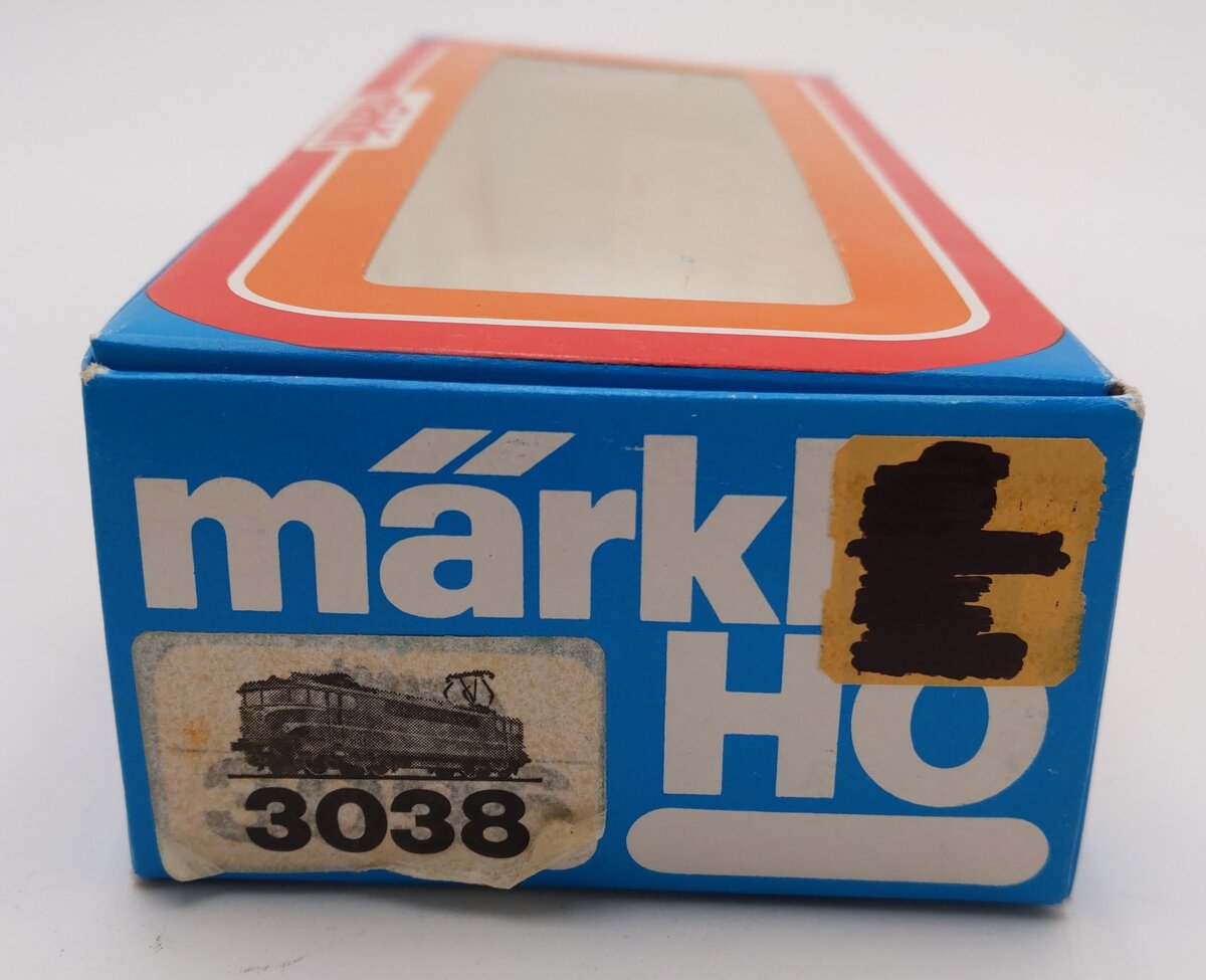 Marklin 3038 HO Scale SNCF Electric Locomotive #BB 9223 EX/Box