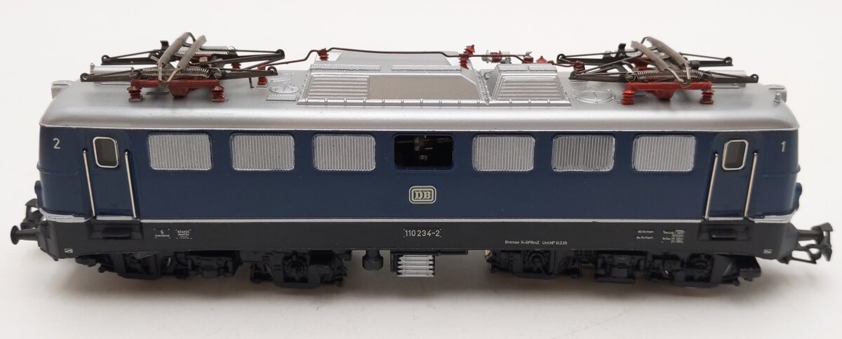 Marklin 3039 HO Scale DB E10238 Electric Locomotive #110 234-2 EX/Box