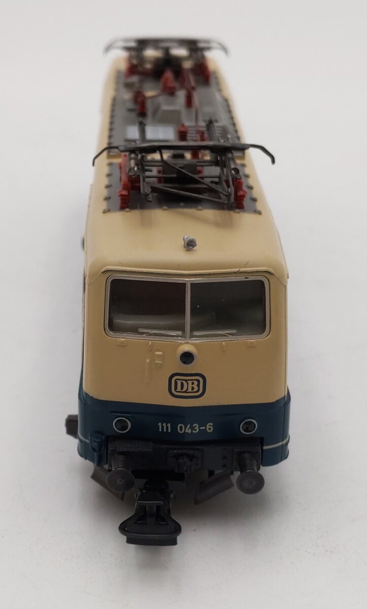 Marklin 3042 HO Scale DB Electric Locomotive #111 043-6 LN/Box