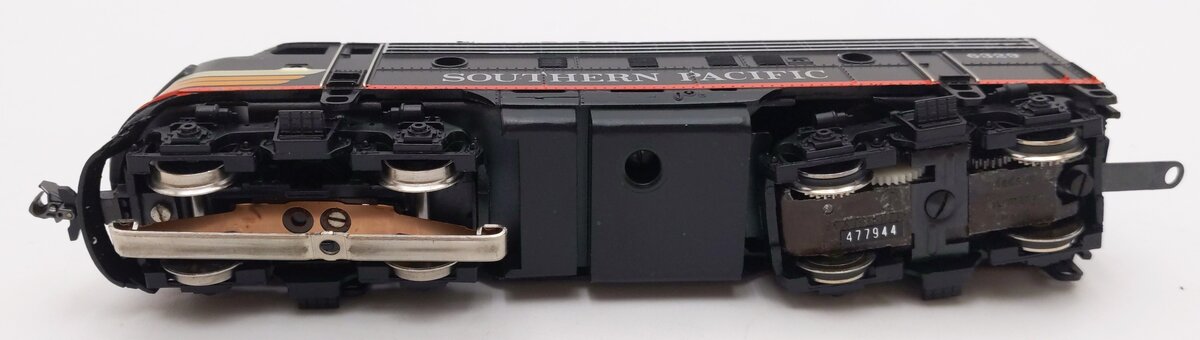 Marklin 3129 HO Scale Southern Pacific "Black Widow" Diesel Locomotive #6329 VG/Box