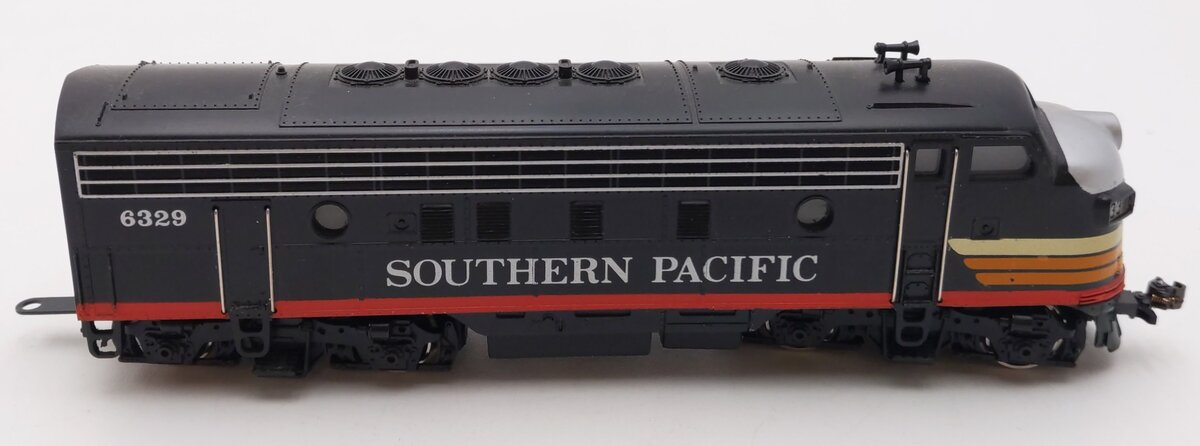 Marklin 3129 HO Scale Southern Pacific "Black Widow" Diesel Locomotive #6329 VG/Box