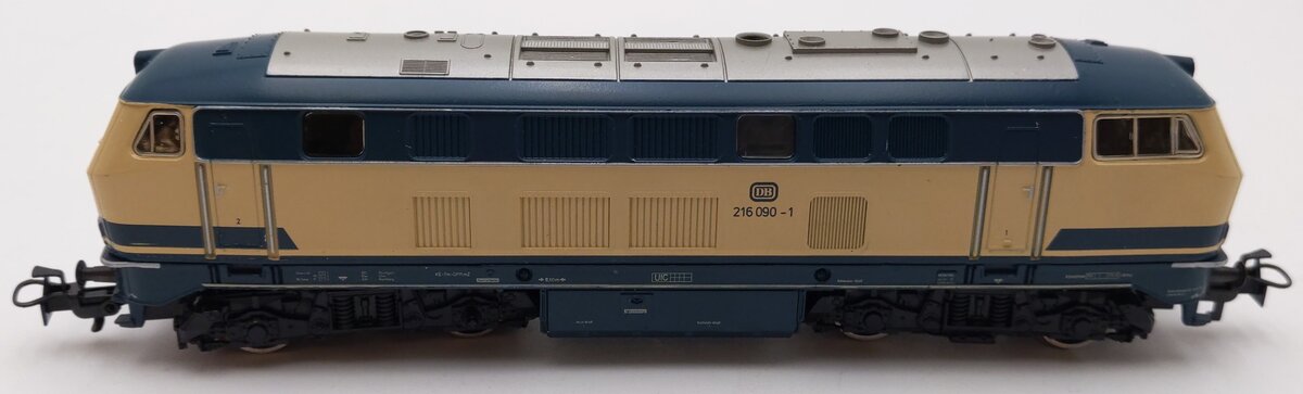 Marklin 3074 HO Scale DB Diesel Locomotive #216 090-1 LN/Box