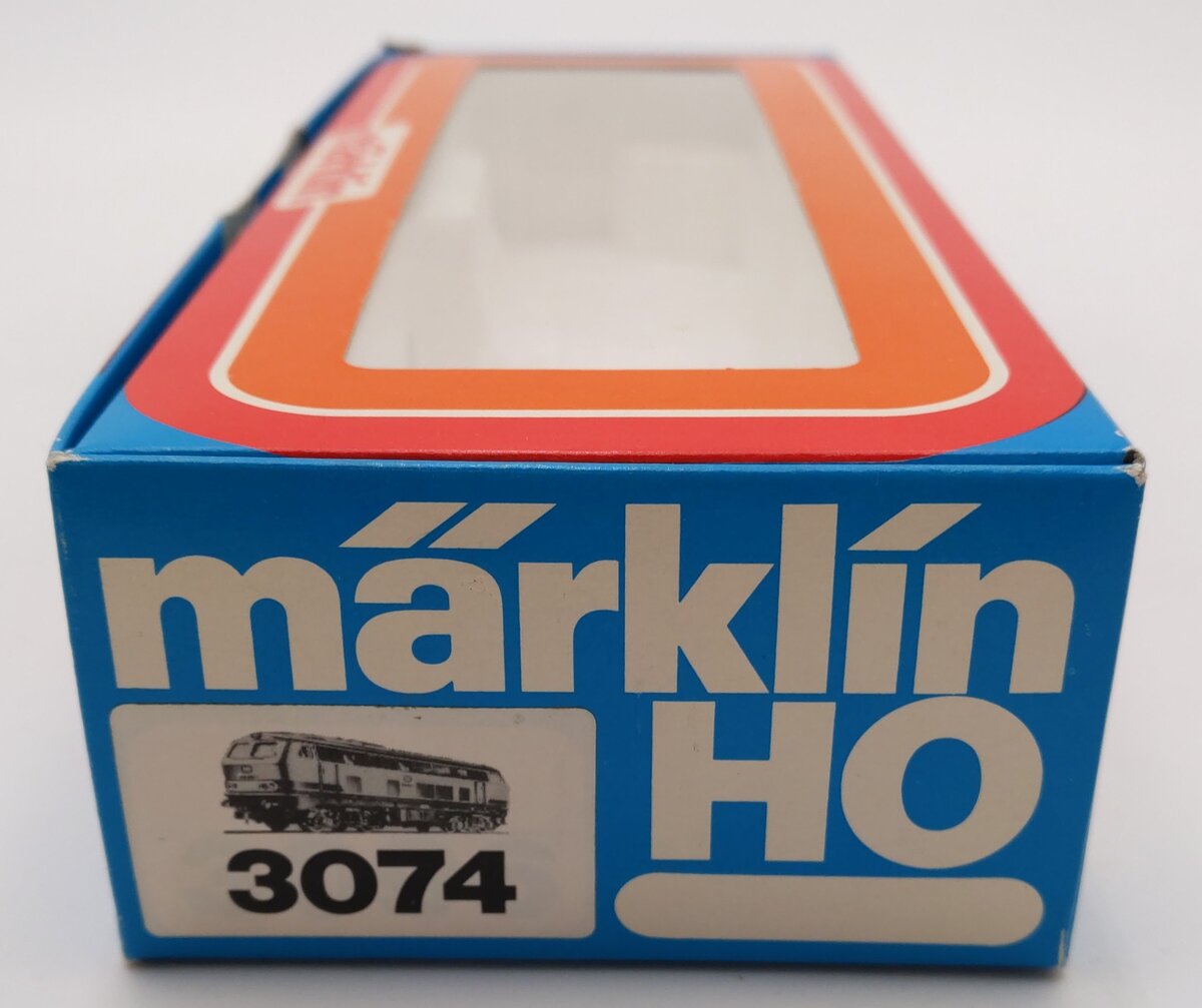 Marklin 3074 HO Scale DB Diesel Locomotive #216 090-1 LN/Box