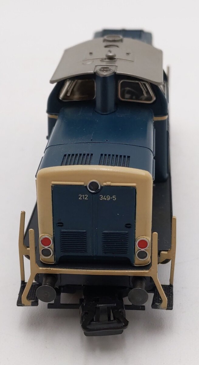 Marklin 3147 HO Scale BR 212 Diesel Locomotive EX/Box