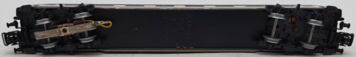 Marklin 4089 HO Scale Tee Compartment Coach w/ Tail Lights EX/Box