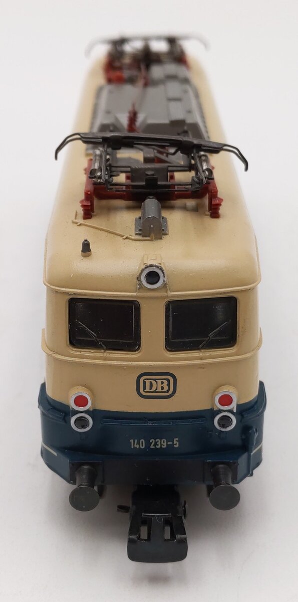 Marklin 3156 HO Scale DB Electric Locomotive # 140 239-5 EX/Box