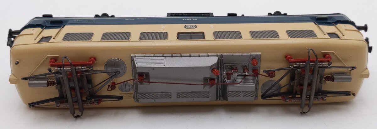 Marklin 3156 HO Scale DB Electric Locomotive # 140 239-5 EX/Box