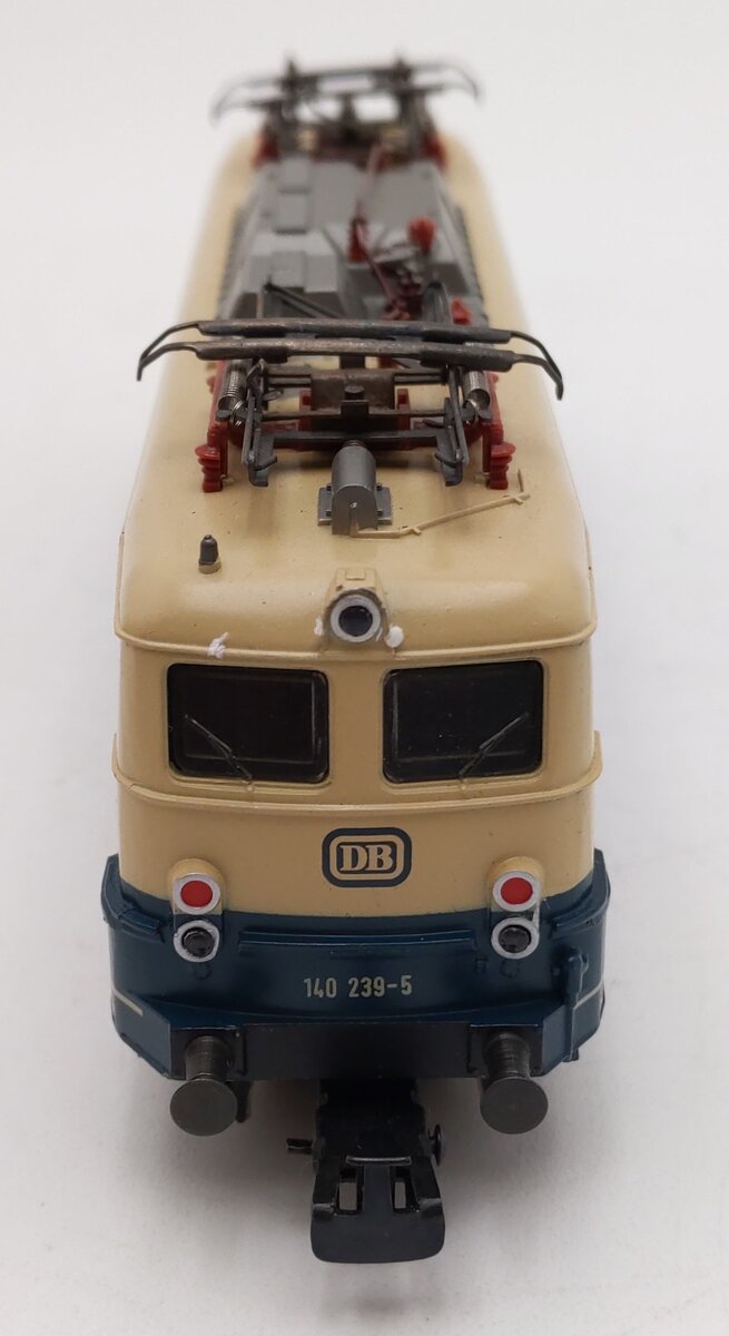 Marklin 3156 HO Scale DB Electric Locomotive # 140 239-5 EX/Box