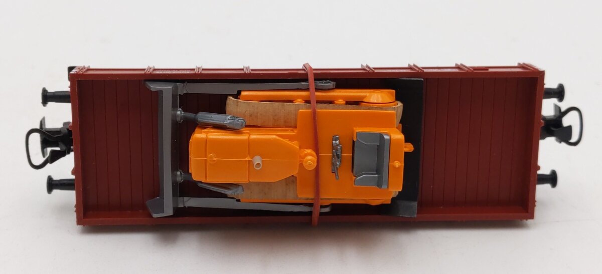 Marklin 4424 HO Scale DB Low Side Gondola w/ Bulldozer Load EX/Box