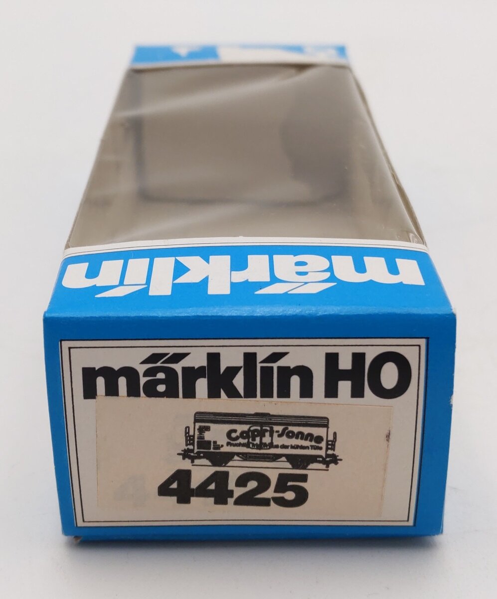 Marklin 4425 HO Scale Capri-Sonne Reefer LN/Box