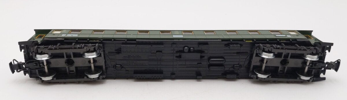 Marklin 4141 HO DR 3rd Class Green Passenger Car #16408 EX/Box