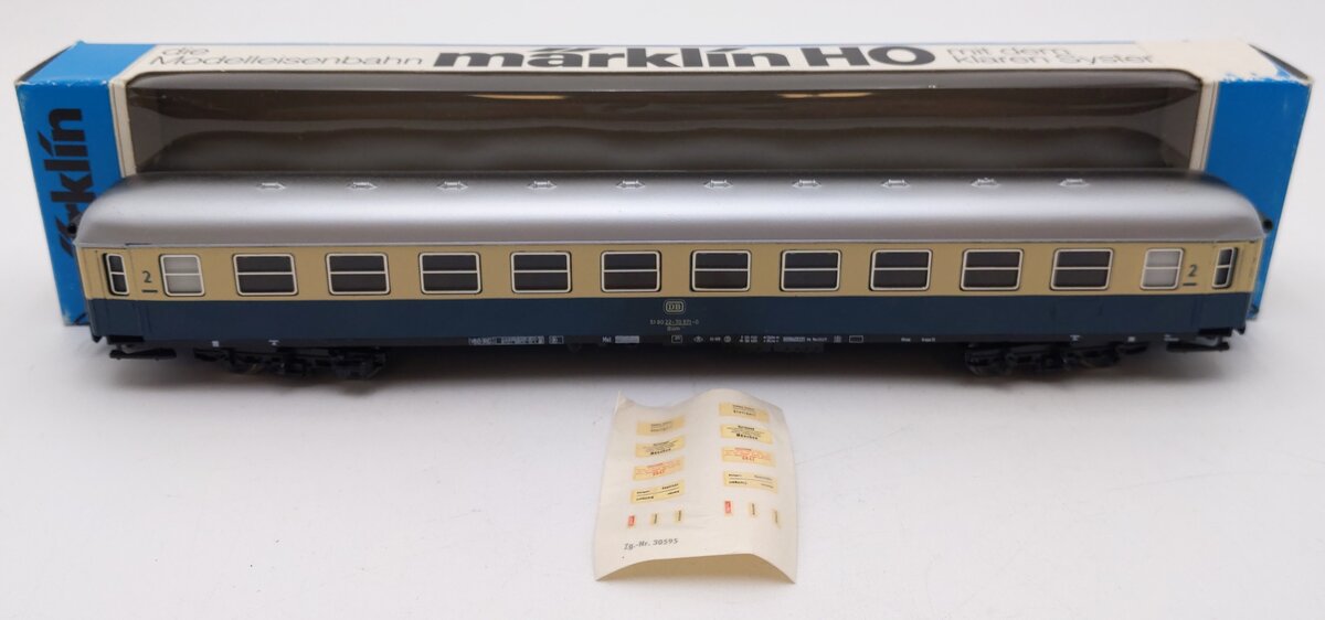 Marklin 4092 HO Deutsche Bahn 2nd Class Express Passenger Car EX/Box