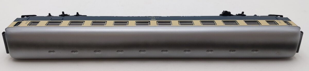 Marklin 4092 HO Deutsche Bahn 2nd Class Express Passenger Car EX/Box