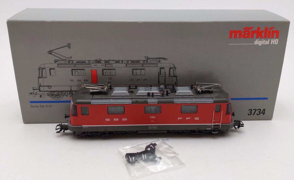 Marklin 3734 HO Scale SBB CFF Re 4/4 Electric Locomotive LN/Box