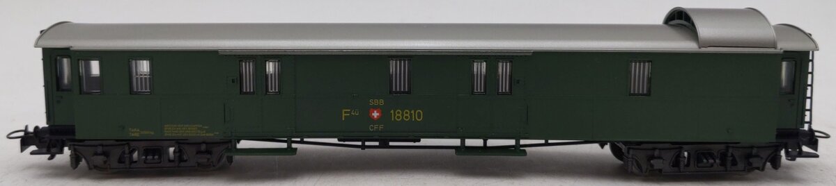 Marklin 4146 HO Scale Swiss Federal Railways SBB F40 Express Luggage Car #18810 EX/Box