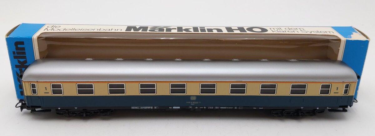 Marklin 4154 HO 2nd Class DB Aum Coach Car #51 80 10-81 923-5 EX