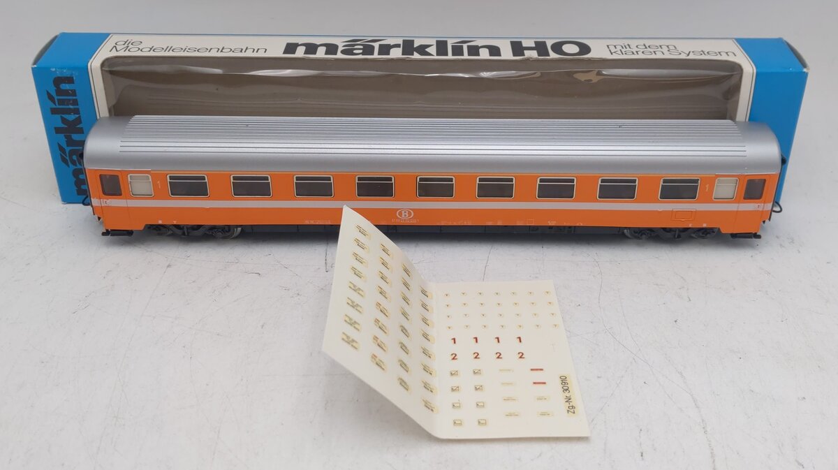 Marklin 4148 DB HO Scale Passenger Car LN/Box
