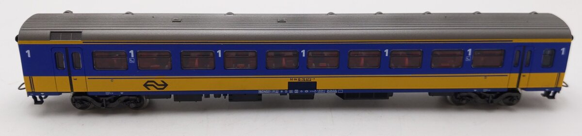 Marklin 4164 HO 1nd Class Intercity Passenger Car W/ Interior #50 84 10-70 672-7 LN/Box