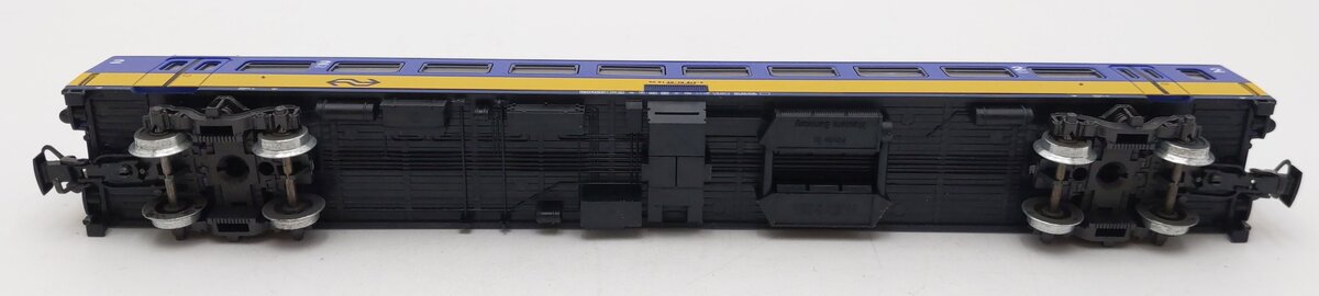 Marklin 4165 HO Scale 2nd Class Intercity Passenger Car #50 84 20-70-813-5 LN/Box