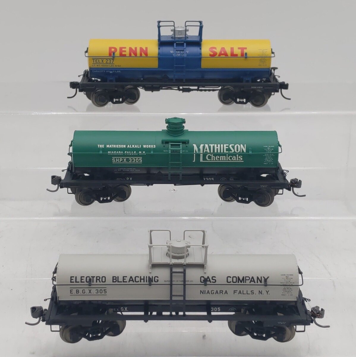 Marklin 45580 HO Scale SHP EBG & TEL 6,000 Gallon Tank Cars (Set of 3) LN/Box
