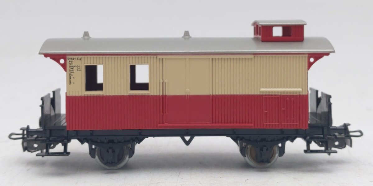 Marklin 4108 HO Scale German Local Baggage Car VG/Box