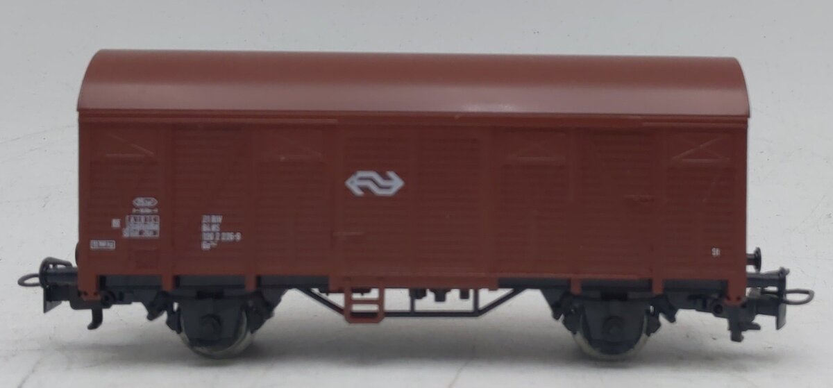 Marklin 4402 HO Scale Box Car of the NS Freight Wagon LN/Box