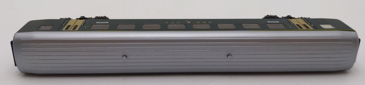 Marklin 4066 HO Scale Passenger Coach of the Swiss Railways #A2561 EX/Box