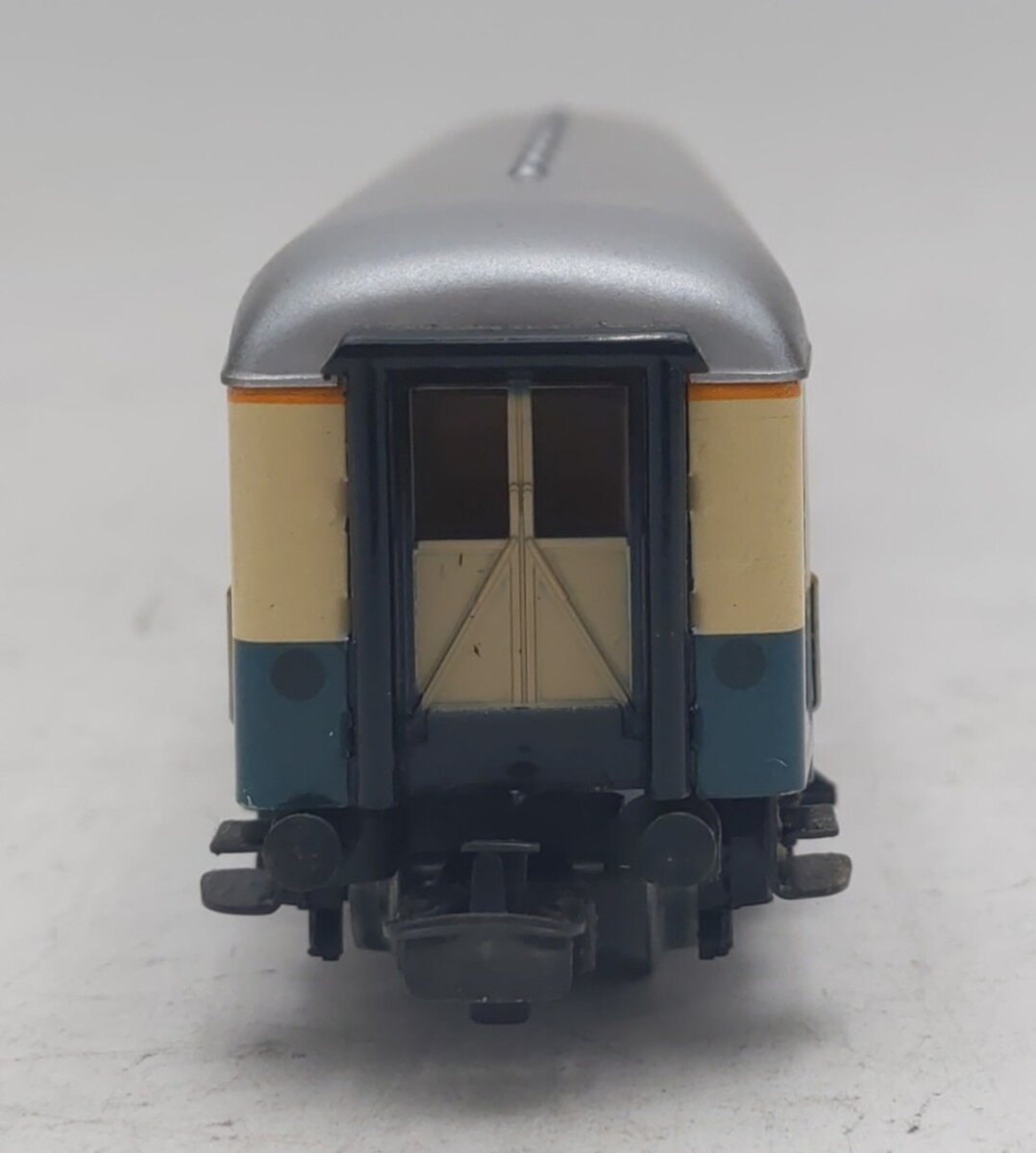 Marklin 4111 HO Scale Express Coach w/Interior Fitting LN/Box