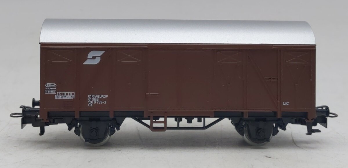 Marklin 4407 HO Austrian Covered Wagon Boxcar LN/Box