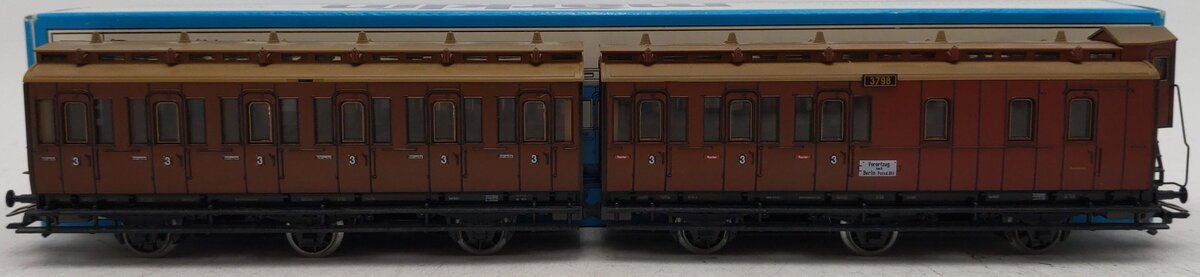 Marklin 4209 HO Scale KPEV Double Compartment Passenger Car EX/Box