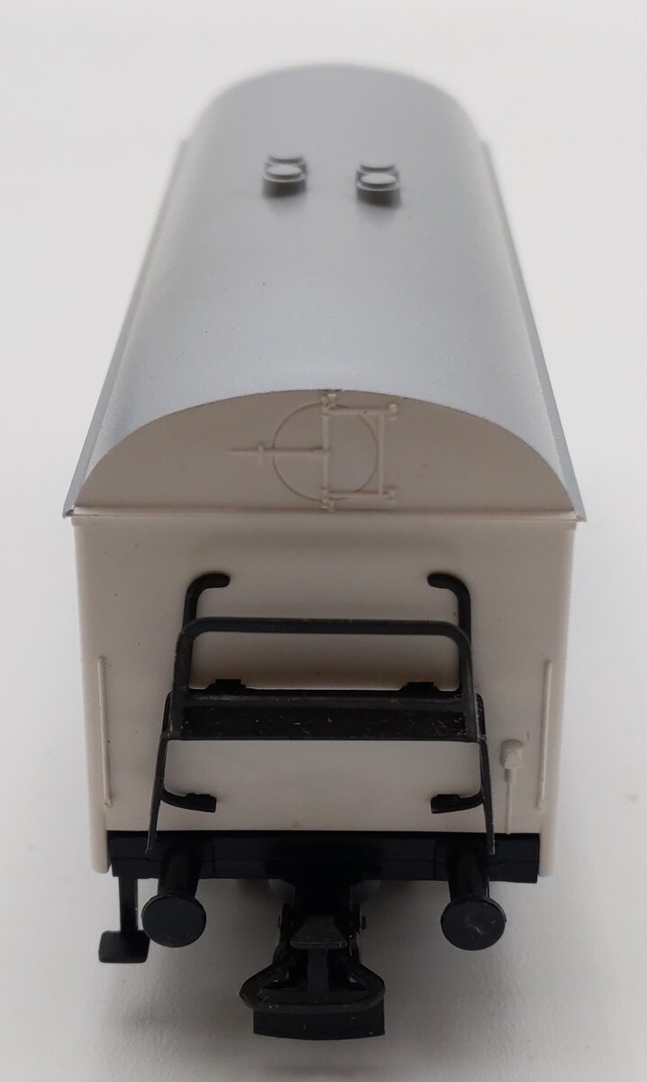 Marklin 4569 HO Scale Pabst Blue Ribbon Beer Car LN/Box